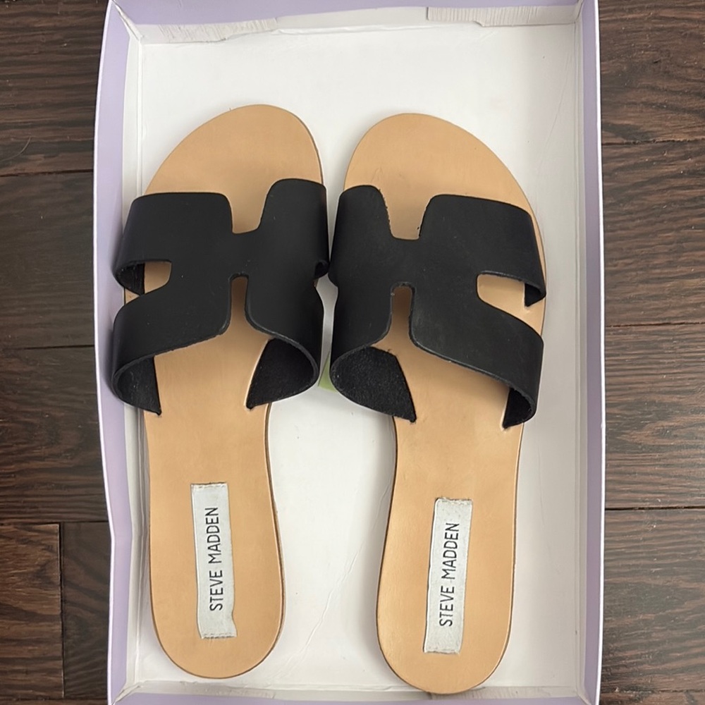 Steve Madden Black and Tan Women's Sandals